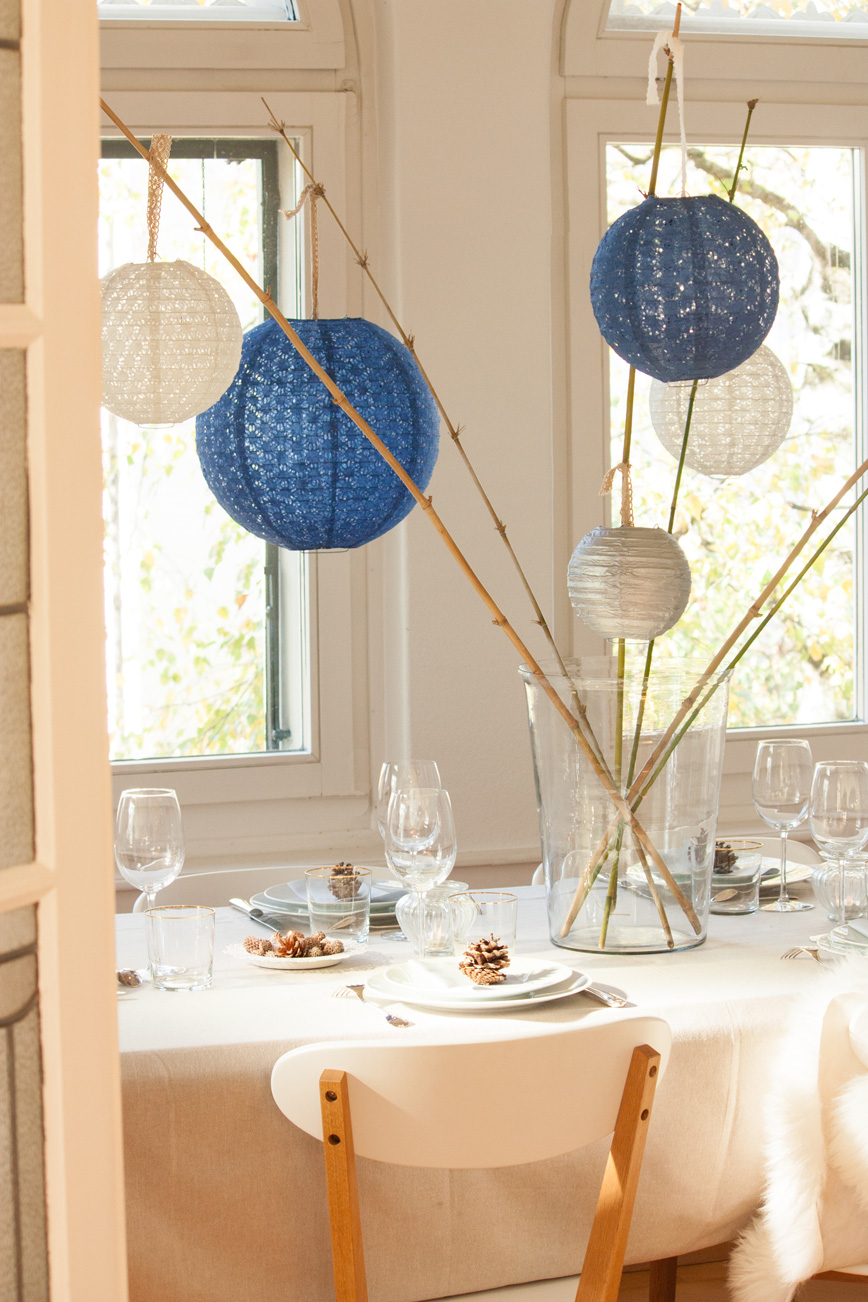 decoration table bleu Sous Le Lampion 